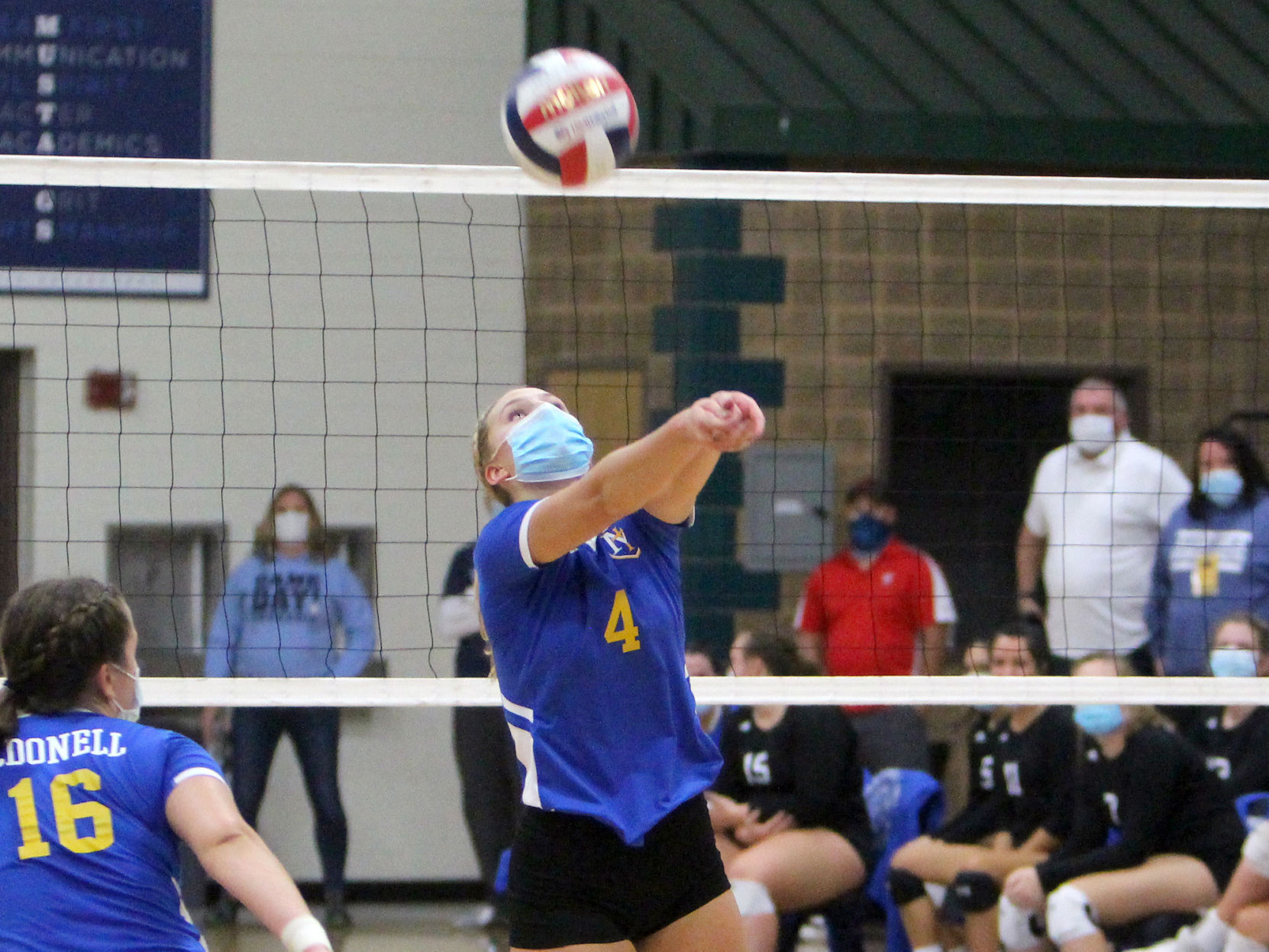 McDonell volleyball vs Catholic Central at Division 4 state championship 11-7-20